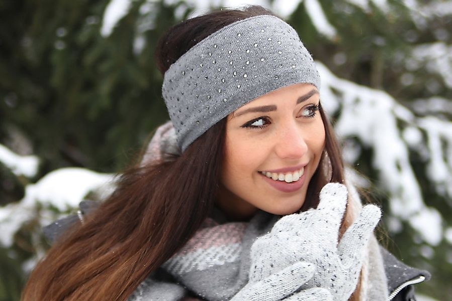 styleBREAKER Stirnband Feinstrick Stirnband mit Strass (1-St) günstig online kaufen