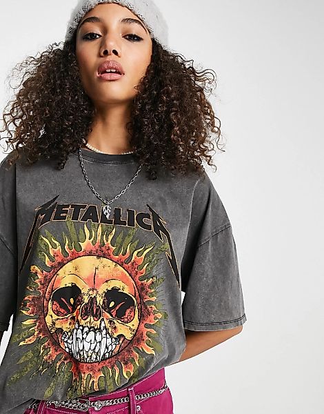 Bershka – Metallica – T-Shirt in verwaschenem Grau günstig online kaufen