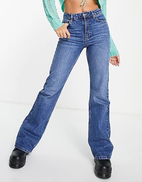 Topshop – Ausgestellte Jeans im Stil der 90er aus recyceltem Baumwollmix in günstig online kaufen