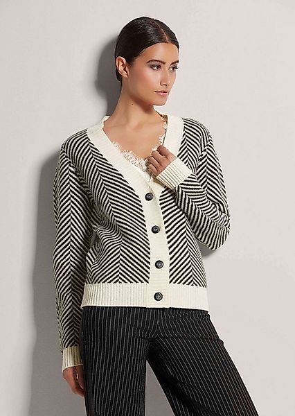 MADELEINE Strickjacke Cardigan aus Schurwolle mit V-Ausschnitt Strickjacke günstig online kaufen