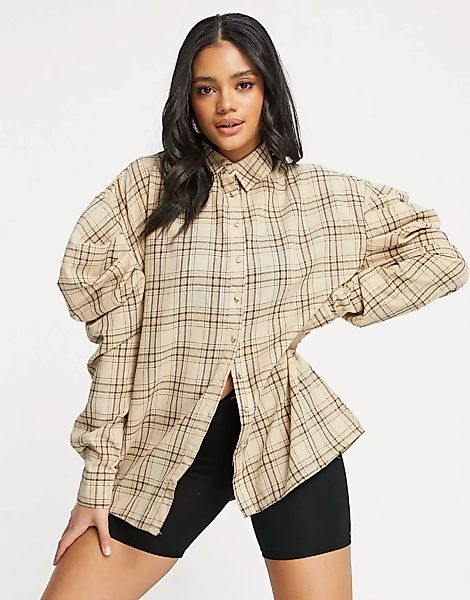 Missguided – Oversize Popeline-Hemd in Creme kariert mit voluminösen Ärmeln günstig online kaufen