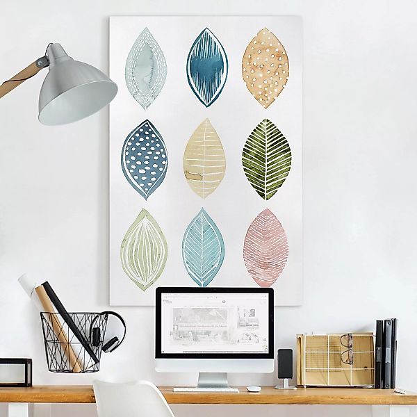 Leinwandbild Muster - Hochformat Gemusterte Blätter I günstig online kaufen