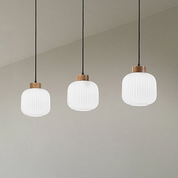 Hängelampe Harmony, Länge 110 cm, Opalglas Eichenholz 3-flg. günstig online kaufen