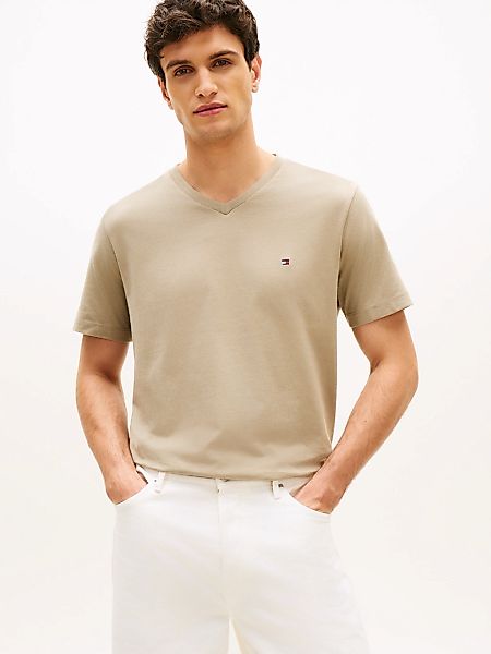 Tommy Hilfiger V-Shirt "ESSENTIAL V-NECK TEE mit V-Ausschnitt und Markenlab günstig online kaufen