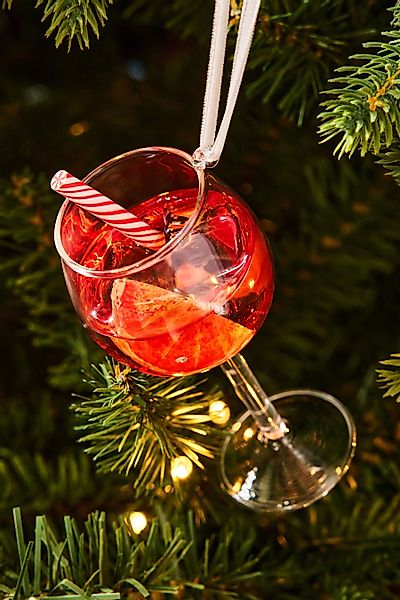 Next Dekokugel Set aus 6 Cocktailglas-Weihnachtskugeln günstig online kaufen