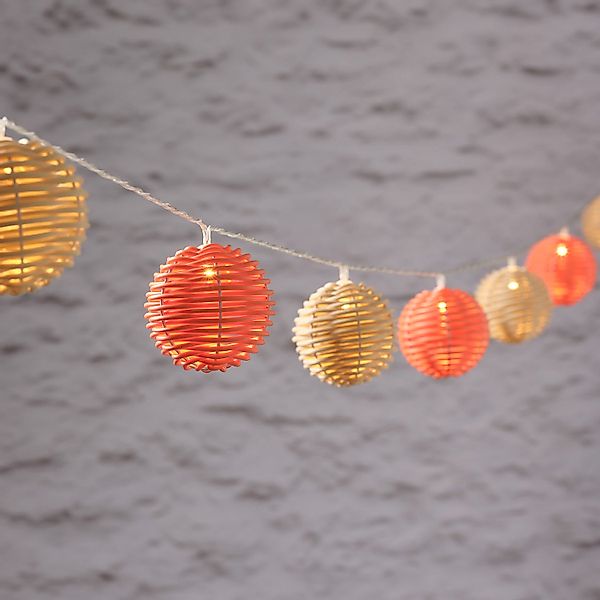 10er LED Solar Lichterkette Rattan Kugeln bunt günstig online kaufen