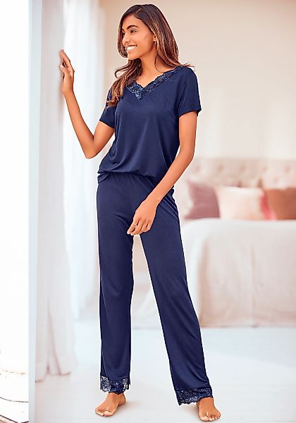 LASCANA Pyjama 2-teilig, 2 tlg. mit Spitzendetails günstig online kaufen