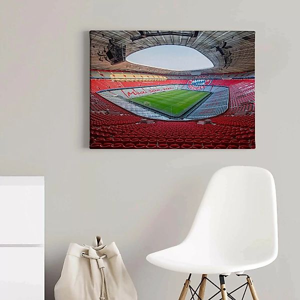 Bricoflor Wandbild Mit Fußball Motiv In Rot Leinwand Bild Mit Stadion Ideal günstig online kaufen