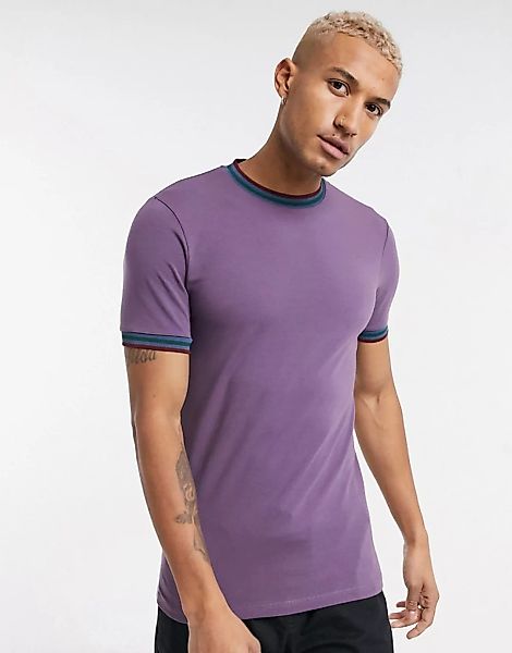 ASOS DESIGN – Enges T-Shirt mit abgesetzten Zierstreifen in Purpur-Violett günstig online kaufen