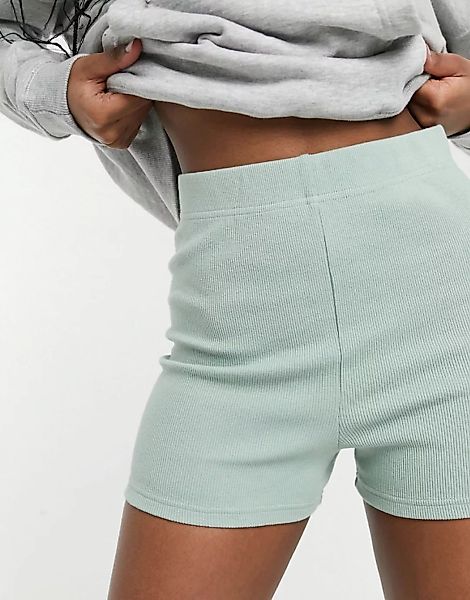 ASOS DESIGN – Strukturierte, gerippte Legging-Shorts in Salbeigrün günstig online kaufen