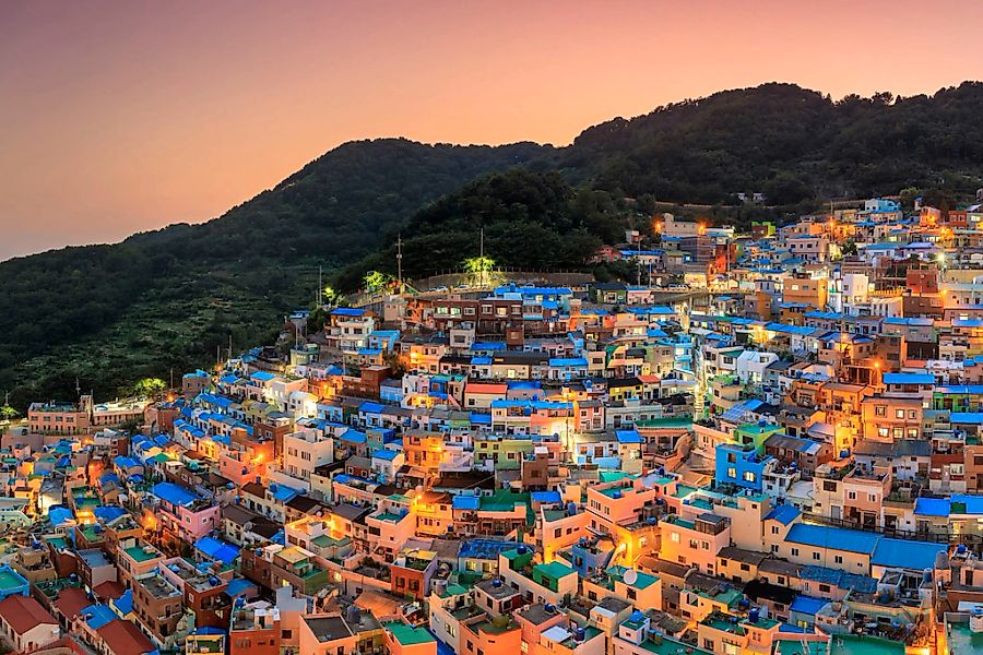 queence Acrylglasbild "Stadt" Bäume  Gebäude  Skyline  Städte Fine Art-Prin günstig online kaufen