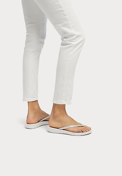 Fitflop Zehentrenner "IQUSHION", Keilabsatz, Sommerschuh, Schlappen in schm günstig online kaufen