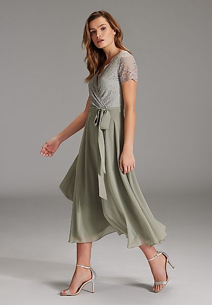 SWING Cocktailkleid Taillierter Schnitt mit ausgestelltem günstig online kaufen