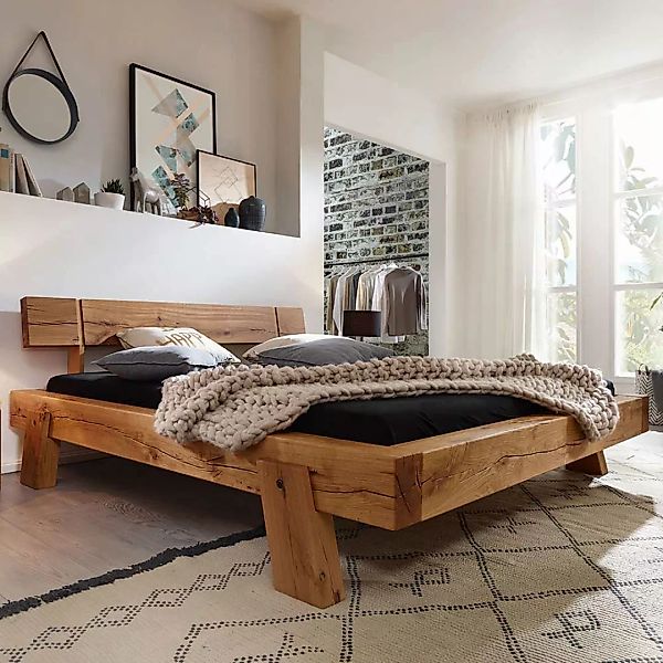Balkenholz Bett aus Wildeiche Massivholz Landhaus Design günstig online kaufen