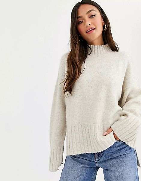 New Look – Hochgeschlossener Pullover mit abfallendem Saum in meliertem Hel günstig online kaufen