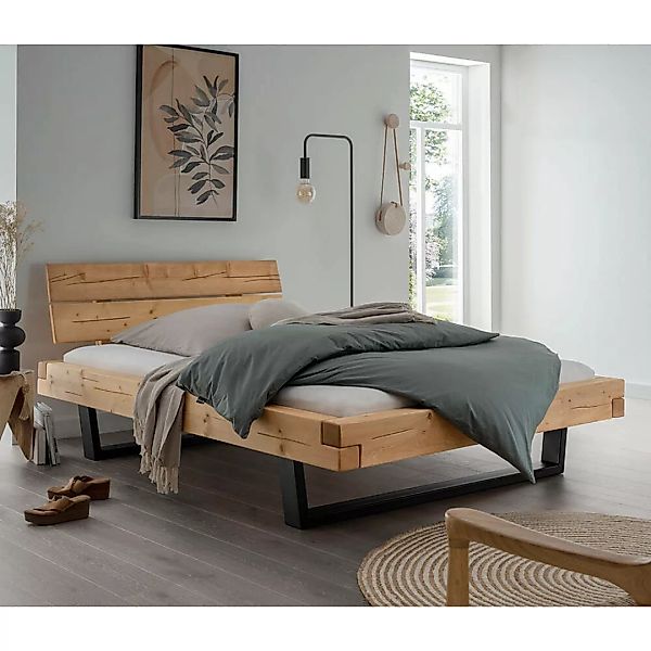 Massivholz Doppelbett, 200x200 cm, Fichte massiv, Holzkopfteil, schwarze Me günstig online kaufen