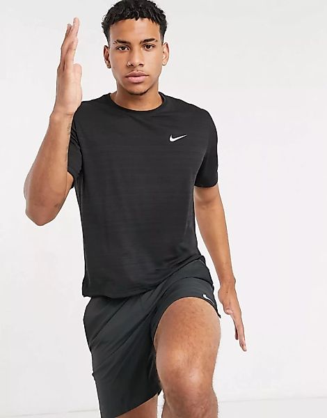 Nike Running – Miler – Schwarzes T-Shirt günstig online kaufen