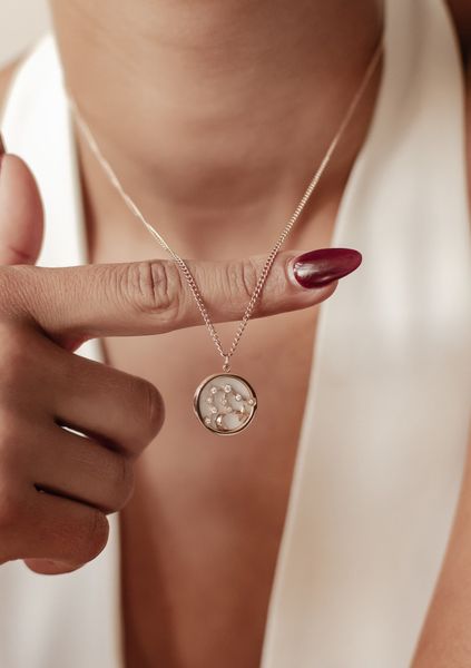 Hey Happiness Kette mit Anhänger Sternzeichen günstig online kaufen