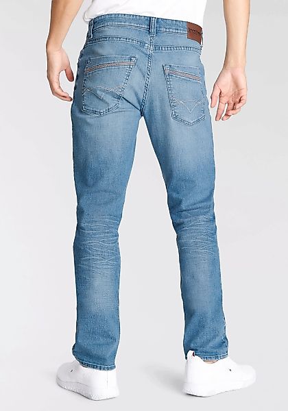 Bruno Banani Straight-Jeans "Dylan", gerade Beinform, Used-Waschung, niedri günstig online kaufen