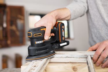 Worx Akku-Tellerschleifer WX822.9, für Holzmöbel und günstig online kaufen