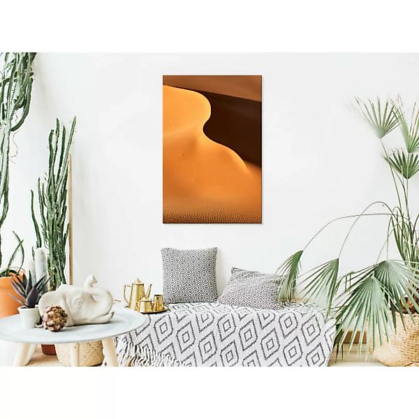 Wandbild Wüstendüne - eine einfarbige, minimalistische Landschaft mit Sand günstig online kaufen