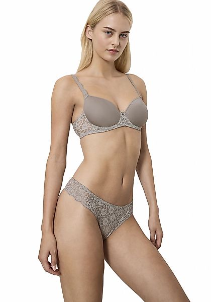 Triumph "Amourette" Stretch-Spitze, glatte Cups, atmungsaktiv, leicht, femi günstig online kaufen