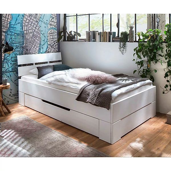 Weißes Fichte Massivholzbett in modernem Design wahlweise mit Bettkasten günstig online kaufen