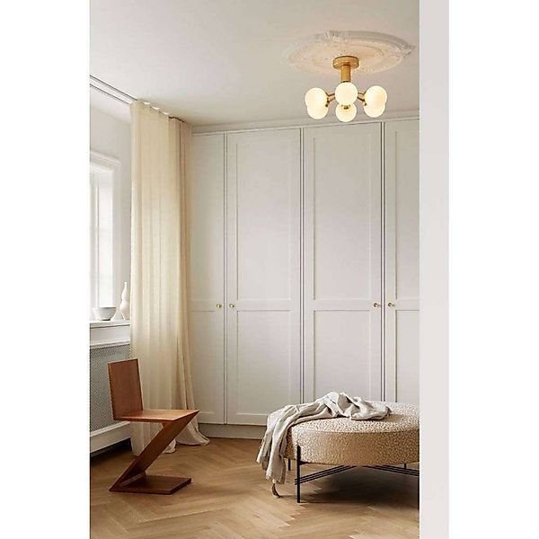 Nuura Deckenleuchte Apiales 6, messingfarben/opal, Ø 50 cm günstig online kaufen