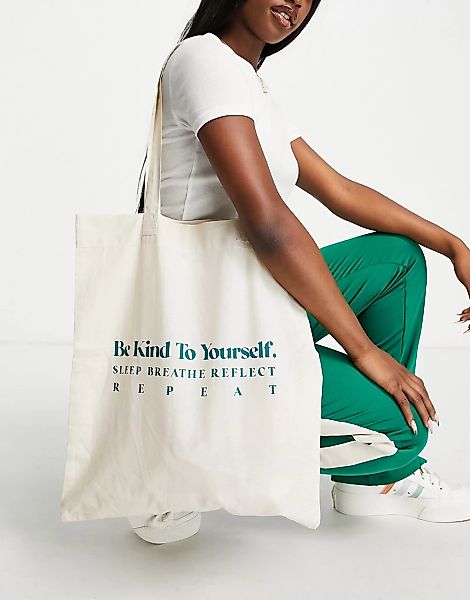 ASOS DESIGN – Shopper-Tasche aus Bio-Baumwolle mit „Be Kind“-Print-Mehrfarb günstig online kaufen