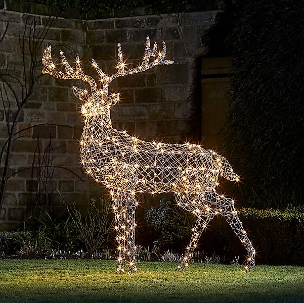 Großes Harlow Bicolor LED Rentier Vater aus Rattan günstig online kaufen