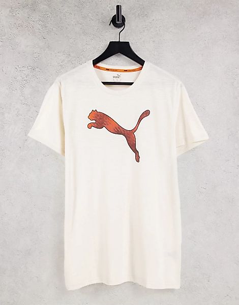 Puma – T-Shirt in Creme mit Grafik-Logo-Weiß günstig online kaufen