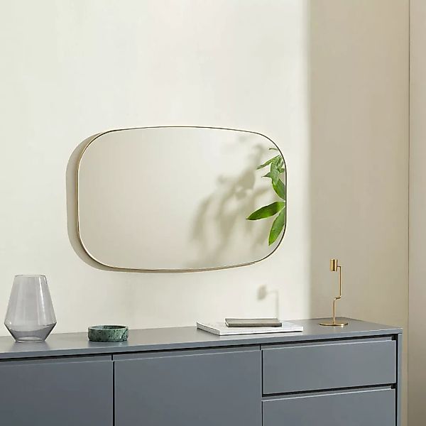 Emmerson Wandspiegel (50 x 80 cm), Messing - MADE.com günstig online kaufen