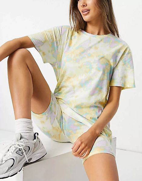 Lindex – SoU Katie – Set aus Oversize-T-Shirt und Legging-Shorts aus Bio-Ba günstig online kaufen