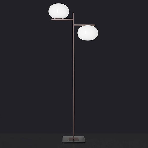 Oluce Stehleuchte Alba, bronze, weiß, 2-fl., Glas, Metall günstig online kaufen