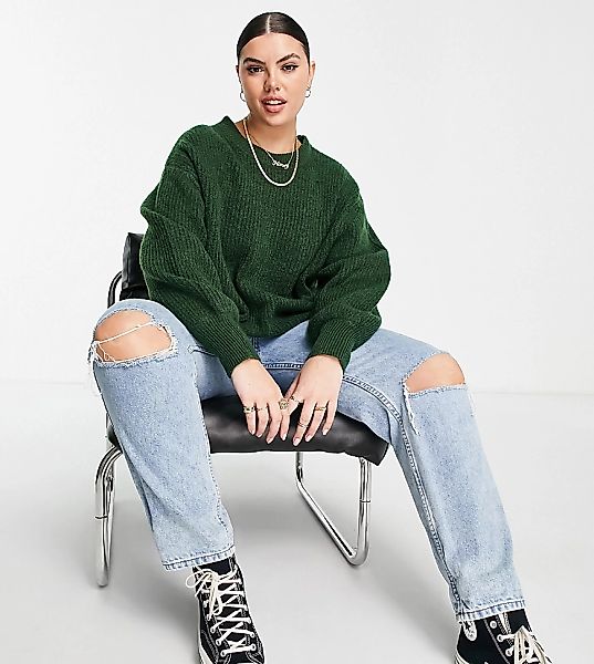 ASOS DESIGN Curve – Gerippter Pullover aus flauschigem Garn in Dunkelgrün m günstig online kaufen