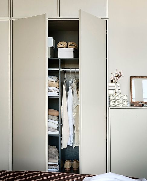 WOOOD Garderobenschrank "Daily", mit Push-to-Open Funktion, H 200 cm x B 10 günstig online kaufen