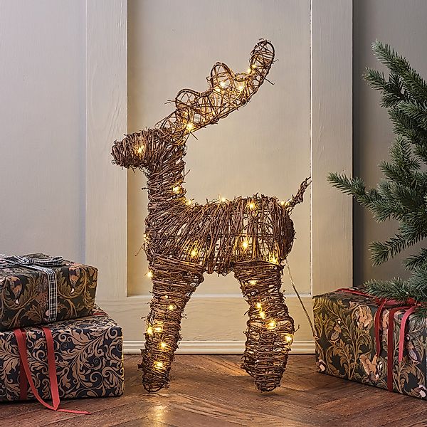 Lights4fun LED Dekofigur 55cm Mini LED Rentier aus Rattan, LED fest integri günstig online kaufen