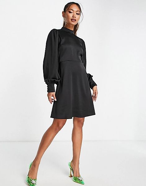 Envii – Langärmliges, rückenfreies Minikleid in Schwarz günstig online kaufen