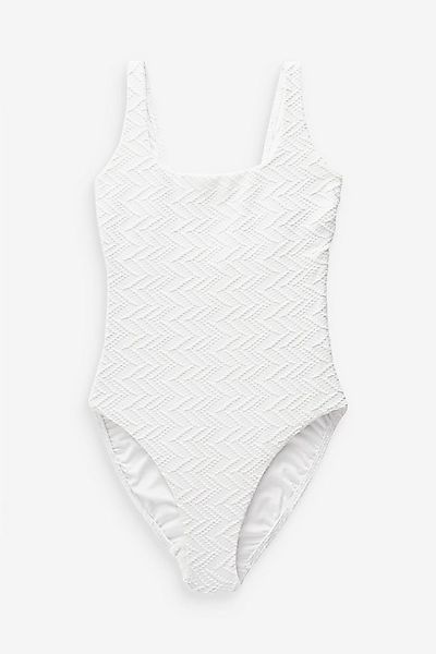 Next Badeanzug Figurformender Badeanzug mit U-Ausschnitt (1-St) günstig online kaufen