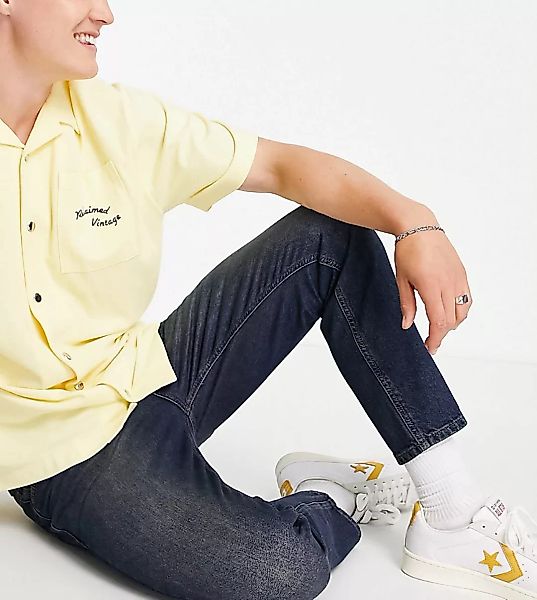 Reclaimed Vintage Inspired – Schmal zulaufende Jeans mit schmalem Schnitt i günstig online kaufen