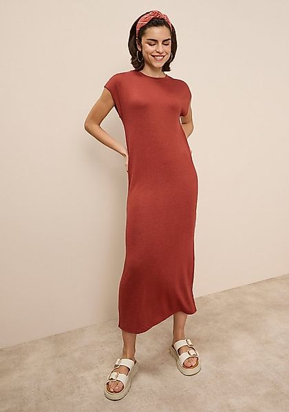 Tamaris Strickkleid mit lässigem Schnitt und seitlichen Schlitz günstig online kaufen