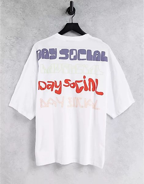 ASOS – Daysocial – Oversize-T-Shirt in Weiß mit Logoprints am Rücken günstig online kaufen