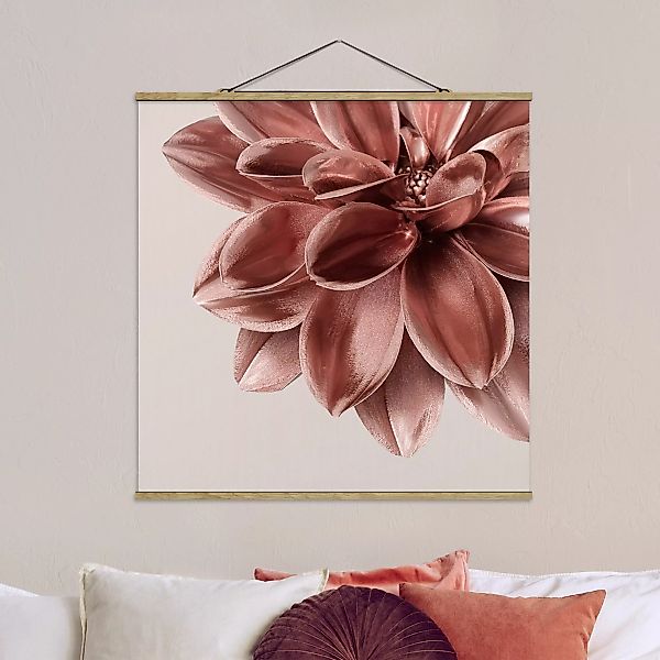 Stoffbild mit Posterleisten Dahlie Blume Rosegold Metallic Detail günstig online kaufen