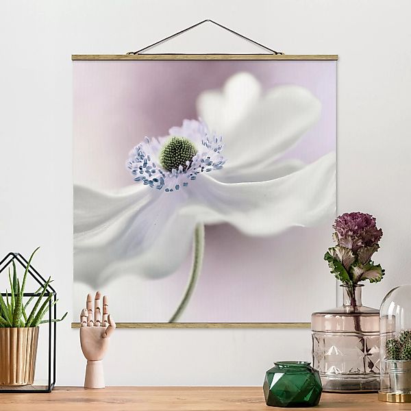 Stoffbild Blumen mit Posterleisten - Quadrat Anemonenbrise günstig online kaufen