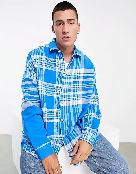 ASOS DESIGN – Super-Oversize-Flanellhemd in Blau mit unterschiedlich großen günstig online kaufen