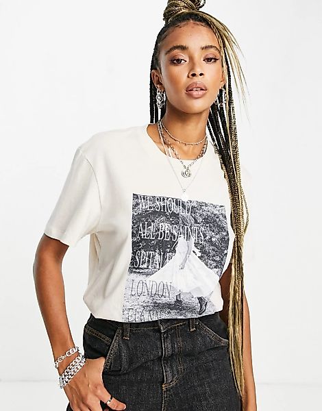 AllSaints – T-Shirt in Elfenbein mit Grafikprint-Weiß günstig online kaufen