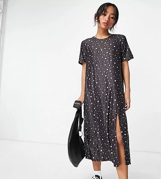 Urban Threads Petite – Midi-T-Shirt-Kleid in Schwarz mit Sternenhimmel-Prin günstig online kaufen