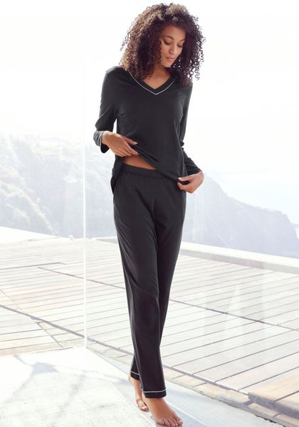 Vivance Dreams Pyjama 2 Stk. tlg., mit Kontrastpaspel-Details günstig online kaufen