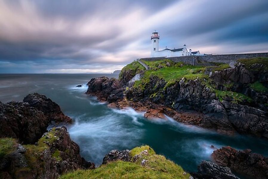 Papermoon Fototapete »Photo-Art DANIEL GASTAGER, FANAD HEAD LEUCHTTURM« günstig online kaufen