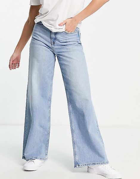 Selected Femme – Laura – Jeans mit weitem Bein aus Bio-Baumwolle in Mittelb günstig online kaufen